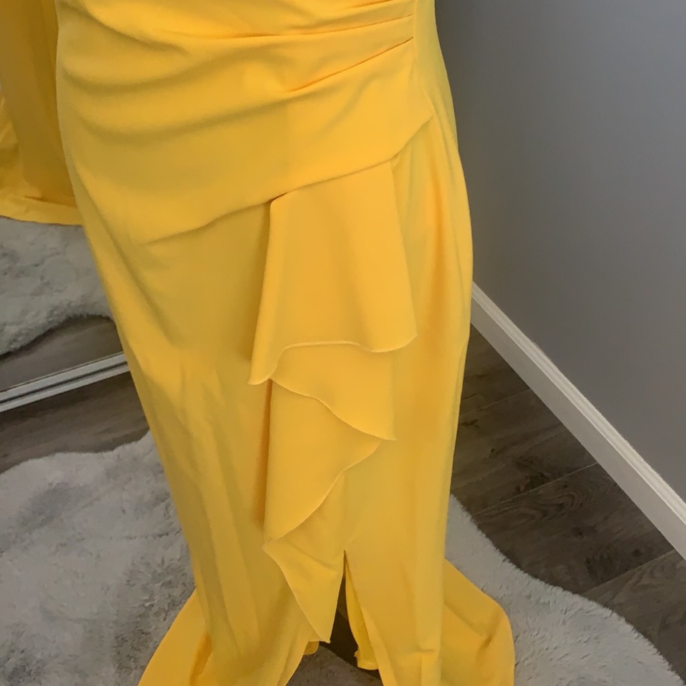Dress - Picture 3 of 10